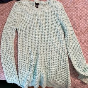 Women’s medium sweater